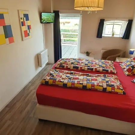 Restaurant Roerdinkhof Bed & Breakfast 3*