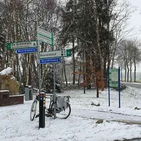 Restaurant Roerdinkhof Bed & Breakfast 3*