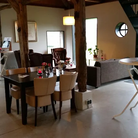 ベッド・アンド・ブレックファスト Restaurant Roerdinkhof 3*